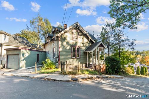 21 Pond St, Naugatuck, CT, 06770-4022 | Card Image