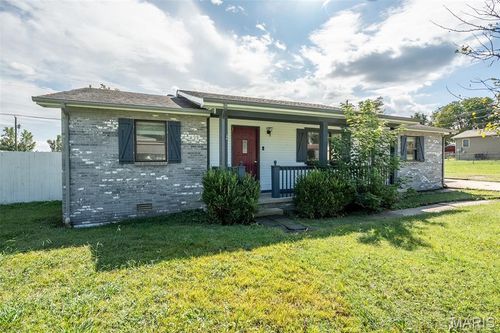 46 Red Cedar Blvd, Poplar Bluff, MO, 63901-7086 | Card Image