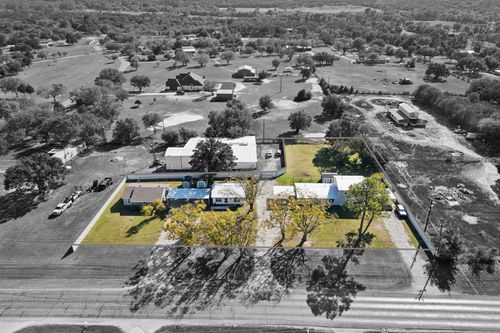 1060 E Reno Rd, Azle, TX, 76020-6232 | Card Image