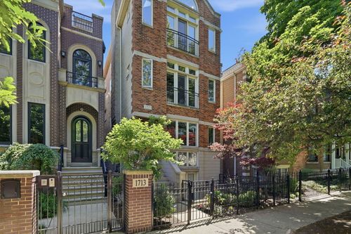 3-1717 W Nelson Avenue, Chicago, IL, 60657 | Card Image