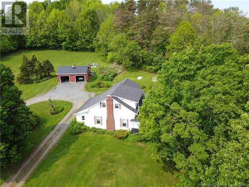 124 Riverview Dr, Florenceville Bristol, NB, E7L3M3 | Card Image