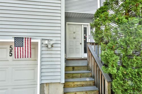 55-55 Vista Dr, Nanuet, NY, 10954-3822 | Card Image