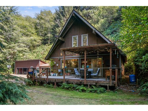 95618 Whalestail Ln, Brookings, OR, 97415 | Card Image