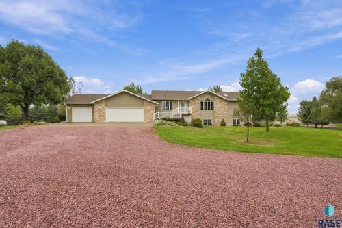 47880 251st St Street, Garretson, SD, 57030 | Card Image
