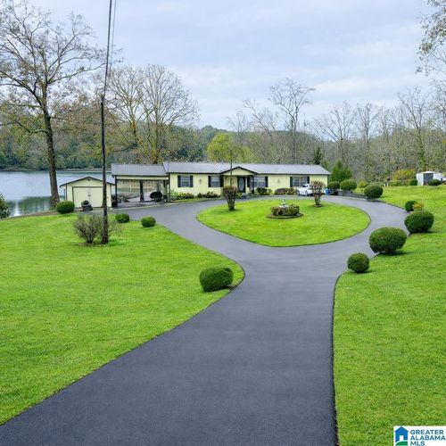 497 Lakeshore Dr, Ohatchee, AL, 36271-4097 | Card Image