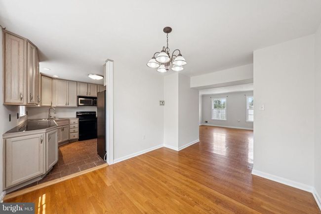 7504 Bland Dr, Townhouse with 3 bedrooms, 3 bathrooms and null parking in MANASSAS VA | Image 6