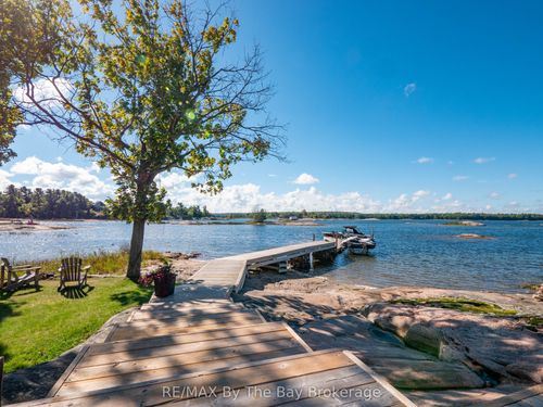 4476 Island 1040/Little Beausoleil Island, Georgian Bay, ON, P0E1E0 | Card Image