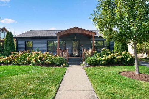 616 N Lincoln Ave, Geneva, IL, 60134-1218 | Card Image