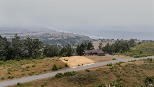 43471 Alta Mesa Rd, Manchester, CA, 95459-8909 | Card Image