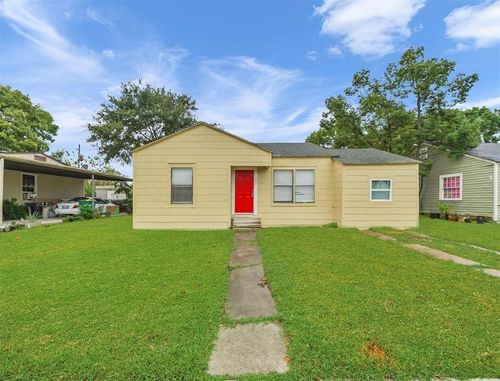 1601 Alabama St, Baytown, TX, 77520-6103 | Card Image