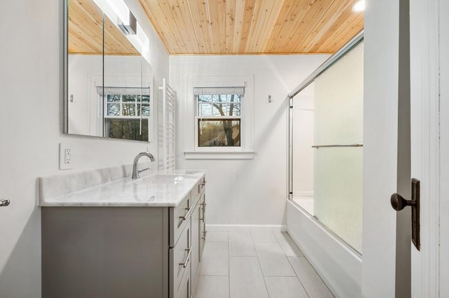 Main Bath | Image 16