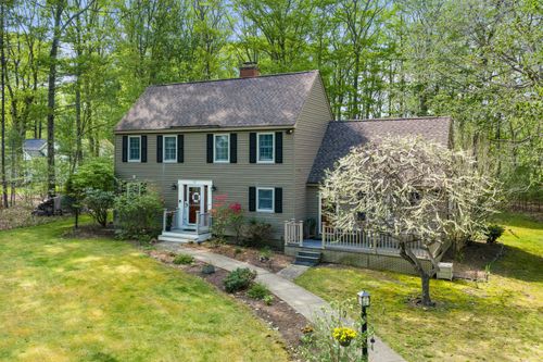 4 Deer Ridge Ln, Kittery, ME, 03904-5610 | Card Image