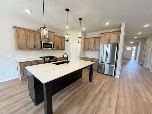 8195 Haywood Dr, Lino Lakes, MN, 55014-6009 | Card Image