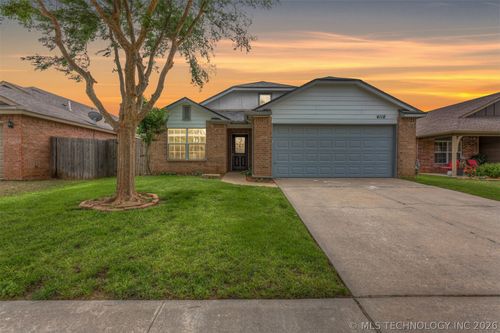 4118 W 104th Street S, Jenks, OK, 74037 | Card Image