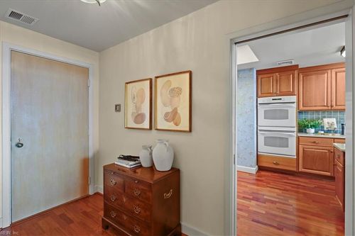 apt-1004-215 Brooke Ave, Norfolk, VA, 23510-1237 | Card Image