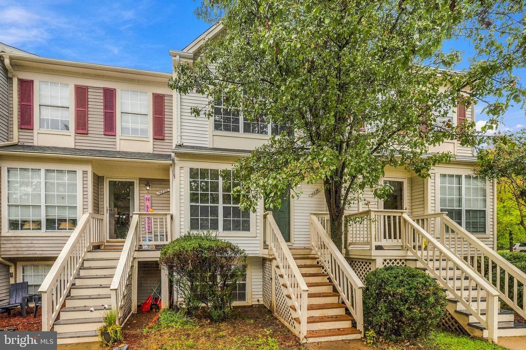 Residential Lease in CENTREVILLE 4
