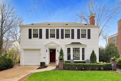 105 Lakeside Pl, Highland Park, IL, 60035-5316 | Card Image