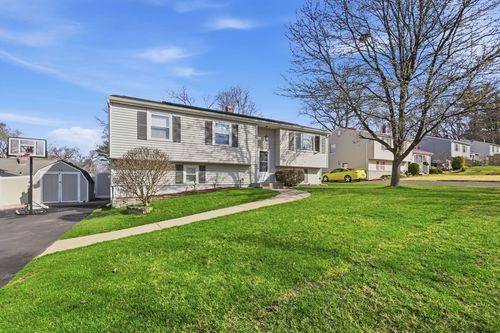 28 Drumlin Rd, Springfield, MA, 01108-3546 | Card Image