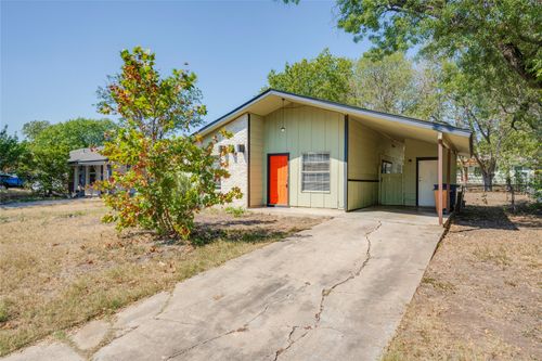 5900 Glen Meadow Dr, Austin, TX, 78745-4040 | Card Image