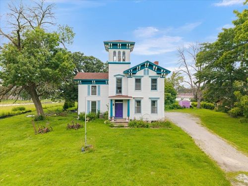 4804 Northwest Blvd, Davenport, IA, 52806-3732 | Card Image