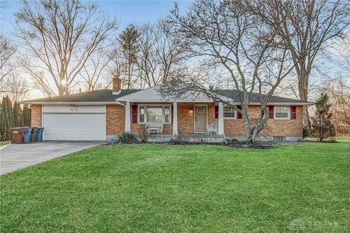 7275 Mckenna Pl, Englewood, OH, 45322-2709 | Card Image