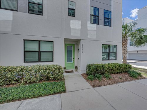 10-1332 W Gray Street, TAMPA, FL, 33606 | Card Image