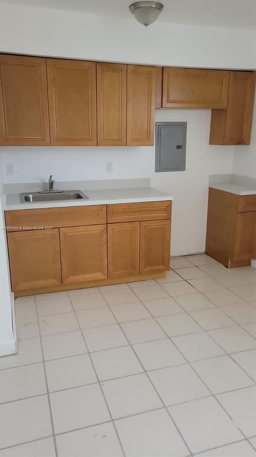 apt-3-1406 Nw 2nd Ave, Florida City, FL, 33034-2252 | Card Image