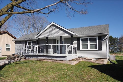 20 Fieldstone Walk, New Hamburg, ON, N3A2G2 | Card Image