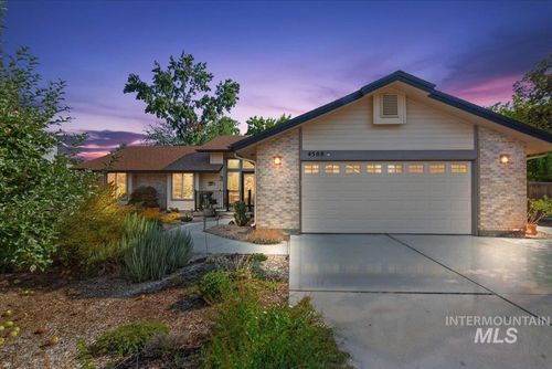 4508 N Anchor Way, Boise, ID, 83703-3167 | Card Image