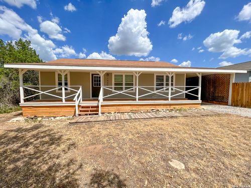 1440 Laurie Dr, Canyon Lake, TX, 78133-5333 | Card Image