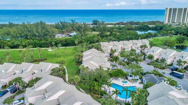 2502 Fairway Dr N, Condo with 3 bedrooms, 4 bathrooms and null parking in Jupiter FL | Image 26