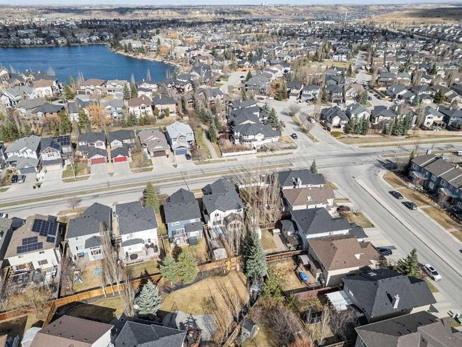 686 Chaparral Dr Se, House other with 5 bedrooms, 4 bathrooms and 4 parking in Calgary AB | Image 47