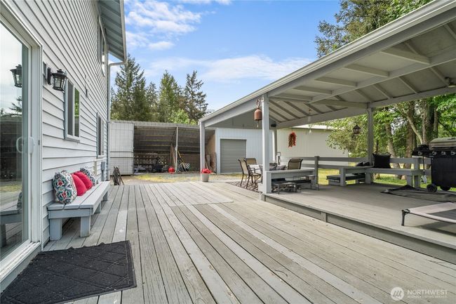 37911 300 Th Ave Se, House other with 3 bedrooms, 3 bathrooms and 6 parking in Enumclaw WA | Image 25