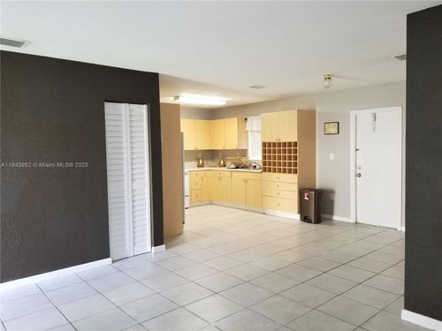 1782-1782 Sw 44th Ter, Fort Lauderdale, FL, 33317-5752 | Card Image