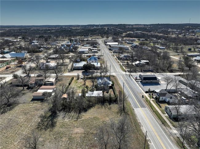 117 E Denmark St, House other with 3 bedrooms, 2 bathrooms and 2 parking in Walnut Springs TX | Image 36