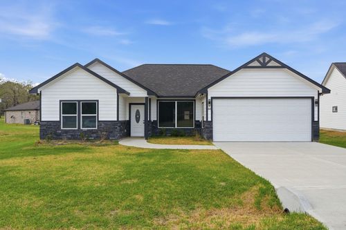 44 Meadow Lake Dr, Trinity, TX, 75862-8939 | Card Image