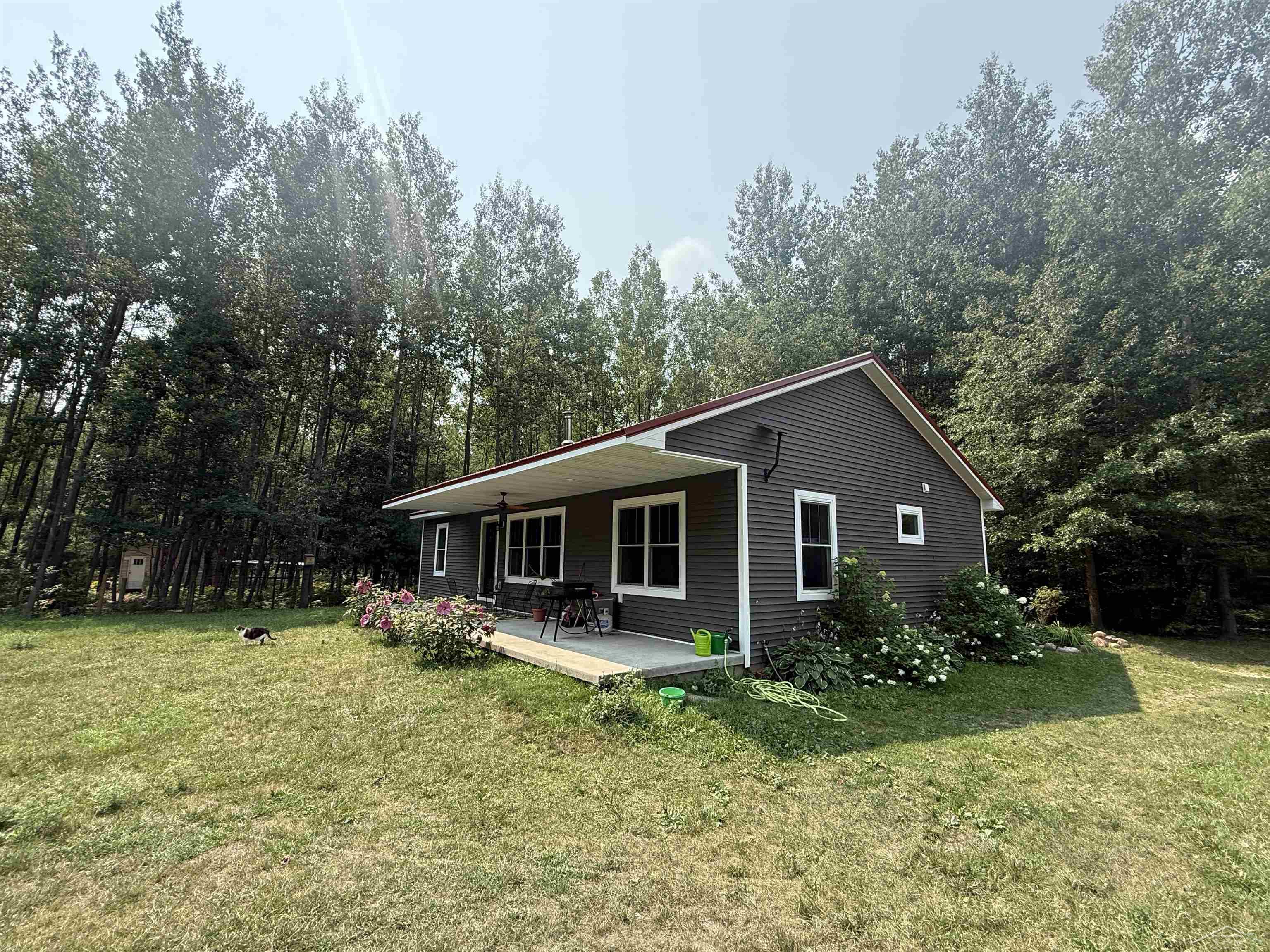 Residential in Greendale Township 5