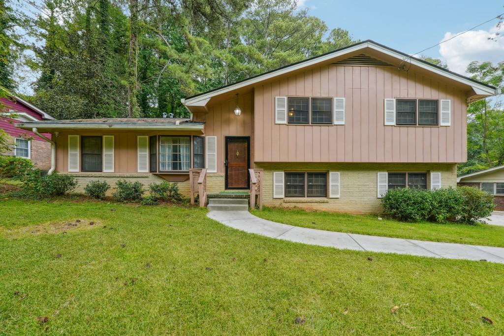 Herschel Dr, East Point, GA 30344