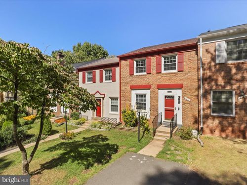 14824 Maidstone Ct, CENTREVILLE, VA, 20120-1870 | Card Image