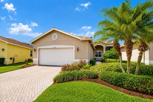 16158 Amethyst Key Dr, WIMAUMA, FL, 33598-4027 | Card Image