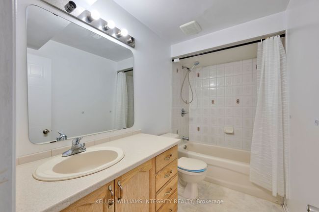 147 Millgreen Cres, House other with 8 bedrooms, 8 bathrooms and 4 parking in Gloucester ON | Image 41