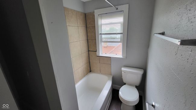 APT-3 - 4224 Unit 3 E Washington St, House other with 2 bedrooms, 1 bathrooms and null parking in Indianapolis IN | Image 11