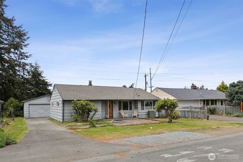 15729 Midvale Ave N, Shoreline, WA, 98133-5722 | Card Image