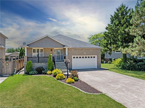 138 Rock St, Smithville, ON, L0R2A0 | Card Image