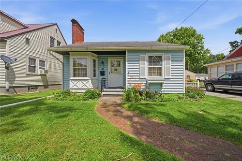 36 N Pearl St, Columbiana, OH, 44408-1248 | Card Image