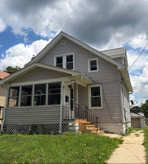 1122 17th Street, Rockford, IL, 61104 | Card Image