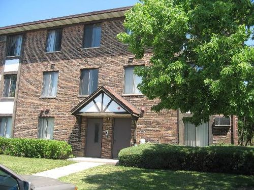 apt-1-13 Timber Ln, Vernon Hills, IL, 60061-1164 | Card Image