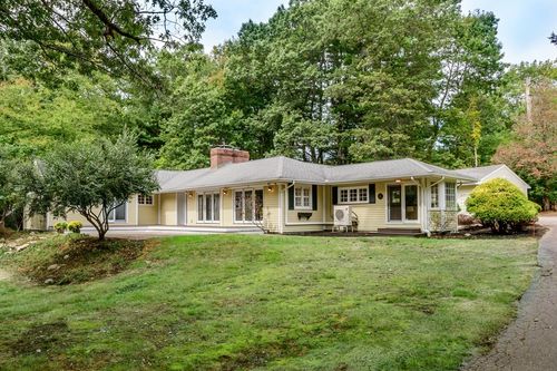 6 Brook St, Sherborn, MA, 01770-1053 | Card Image