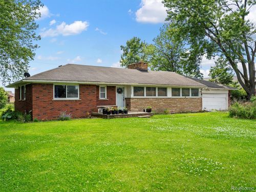 26280 21 Mile Rd, Chesterfield, MI, 48051-3002 | Card Image