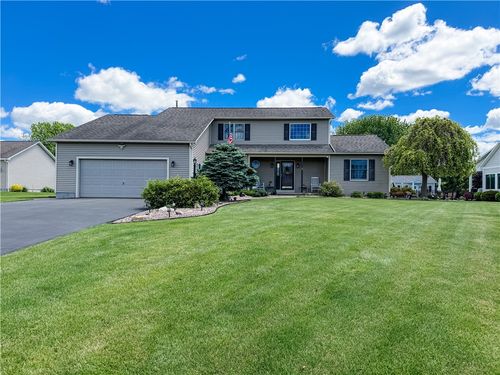 14 Brae Ridge Rd, Owasco, NY, 13021-9666 | Card Image